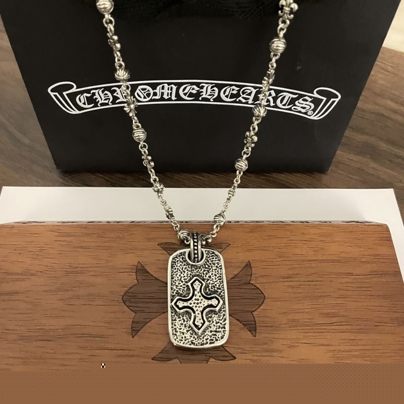 Ch**me He**ts necklaces